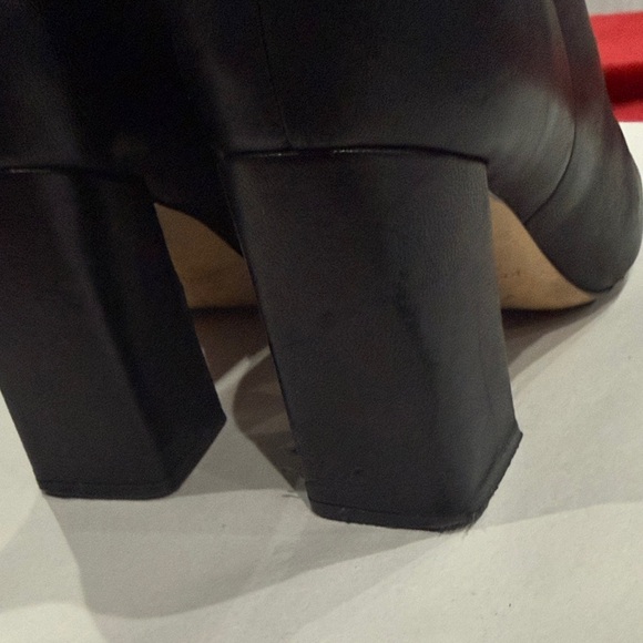 Leather Elegant Black Ankle Boots - Picture 5 of 6